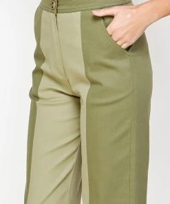 Wanderlust By Abby NEW Sage And Olive Color Block Top Stitch Detail Pants 14 Wanderlust By Abby NEW Sage And Olive Color Block Top Stitch Detail Pants