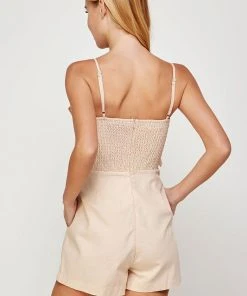 Wanderlust By Abby Oatmeal Front Ruffle Sleeveless Romper NEW