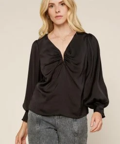 Wanderlust By Abby Balloon Sleeve V-Neck Top NEW