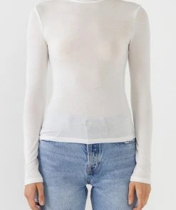 Wanderlust By Abby Turtle Neck Long Sleeve Knit Top