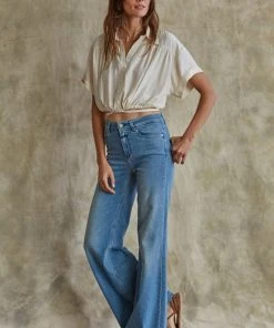 Wanderlust By Abby Satin Collared Button Up NEW