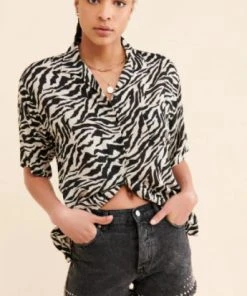 Wanderlust By Abby Paloma High Rise Studded Shorts