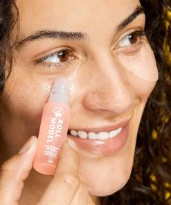 Wanderlust By Abby Hero Status™ Roll Model™ Moisturizing Roll-On Eye Serum Kit