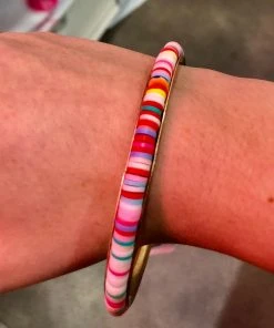 Wanderlust By Abby NEW Rainbow Keyring