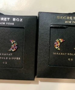 WANDERLUST BY ABBY Rainbow Moon Earring