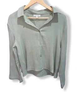 Wanderlust By Abby Gauze Button Up Top NEW